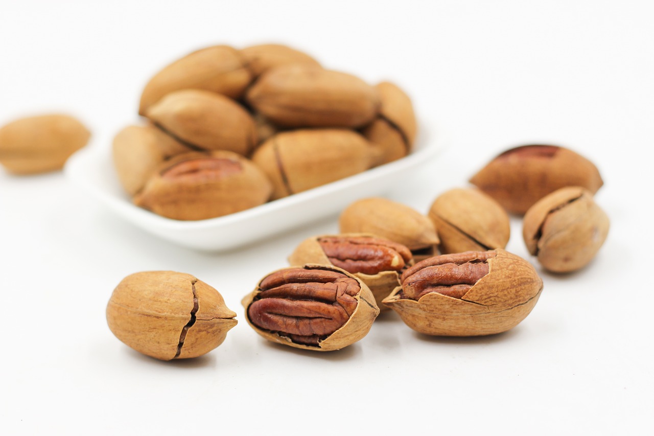 pecans-1214703_1280