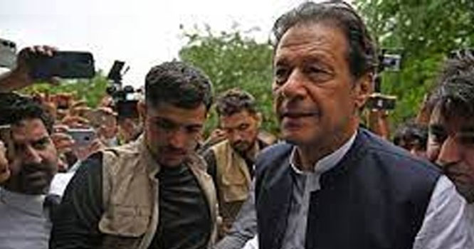 IMRAN-KHAN-ARREST-3