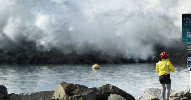 california-sea-strom