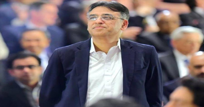 اسد عمر