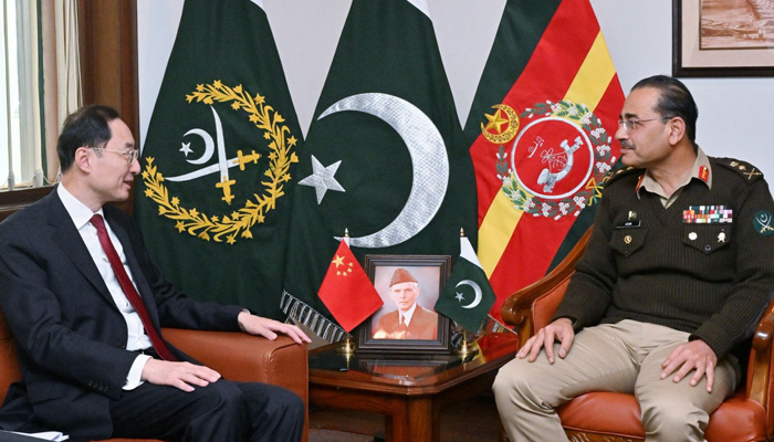 ARMY-CHIRF-WITH-CHINA-FORIGHEN-MINISTER ARMY-CHIRF-WITH-CHINA-FORIGHEN-MINISTER