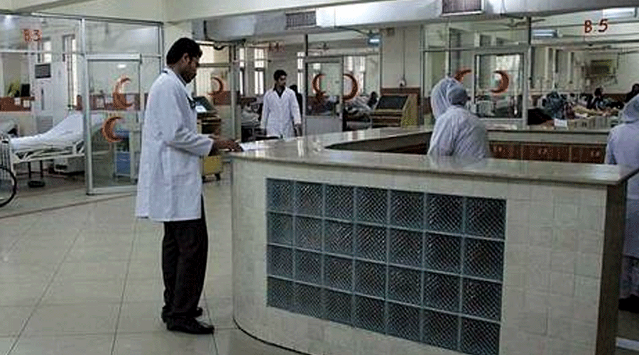 hospitals-staff-in-government