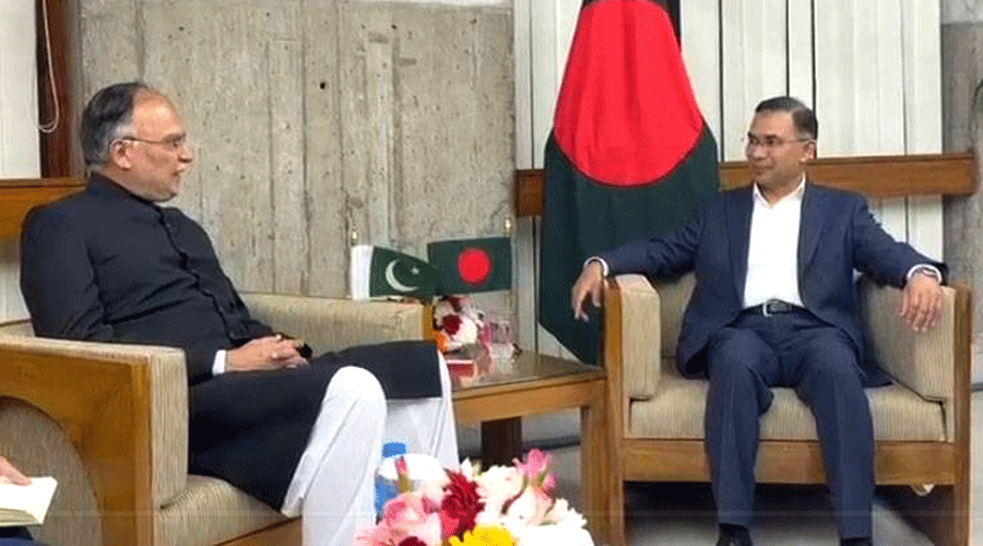 Ahsan-Iqbal-meets-newly-elected-Prime-Minister-of-Bangladesh