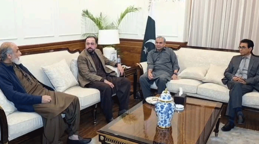 MQM,-Q-League,-BNP-announce-full-support-for-security-forces