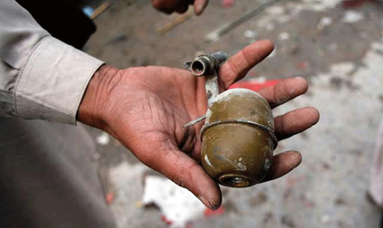 Grenade-attack-on-police-post-in-Peshawar