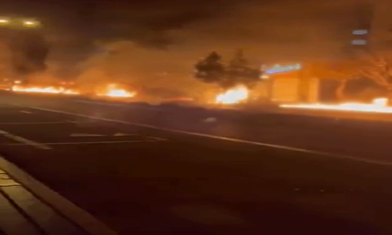 Israel’s-major-attack-on-oil-depot-in-Tehran,-fires-erupt-on-streets-02 Israel's-major-attack-on-oil-depot-in-Tehran,-fires-erupt-on-streets-02