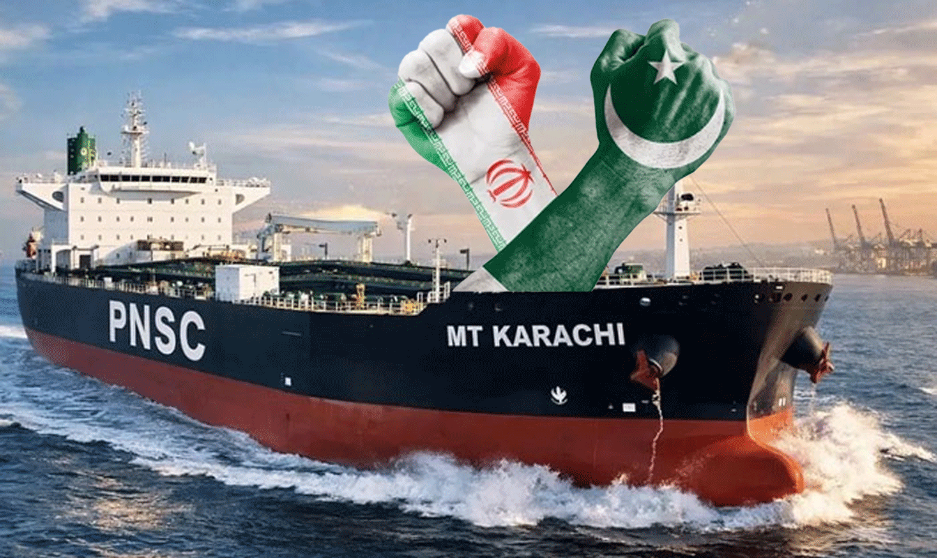 Pakistani-oil-tanker-‘Karachi’-passes-through-the-Strait-of-Hormuz
