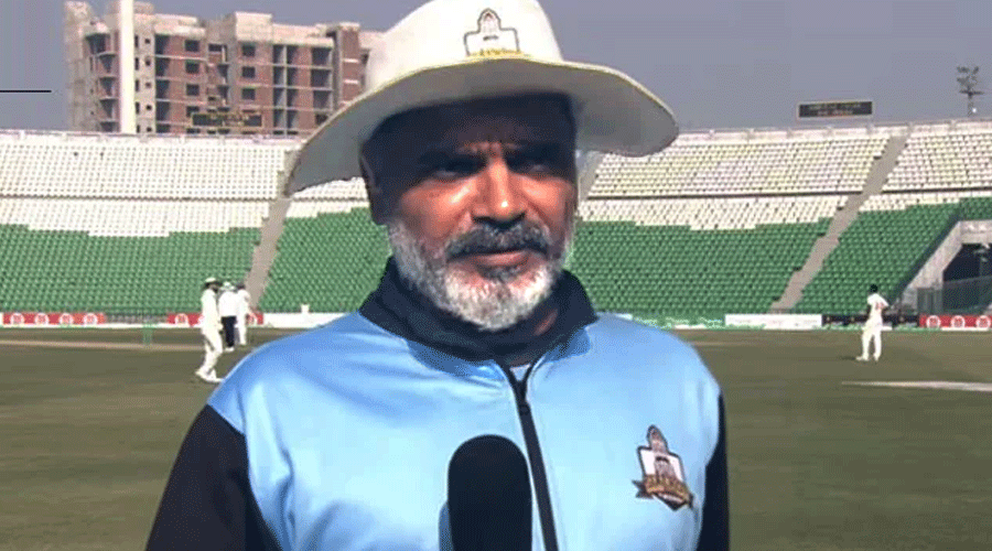 Former-cricketer-Naveed-Latif