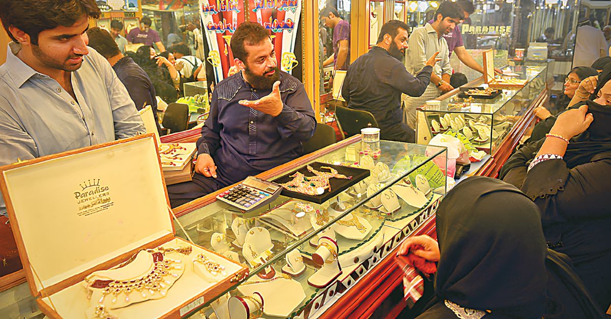 سونے کے کاروبار پر نیا ٹیکس، صرافہ تاجروں کیلئے بڑی خبر