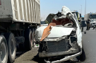 دبئی منی بس اور ٹرک میں تصادم،7افراد ہلاک ،9 زخمی