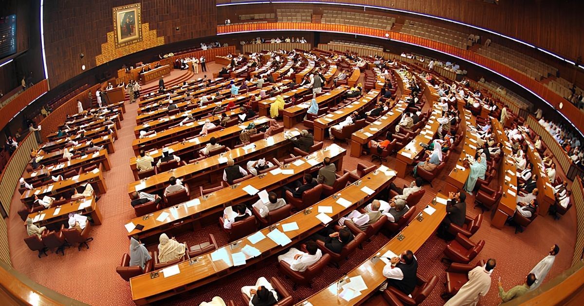 برطانیہ میں 10 ہزار پاکستانیوں نے سیاسی پناہ مانگ لی، ایف آئی اے کا انکشاف برطانیہ میں 10 ہزار پاکستانیوں نے سیاسی پناہ مانگ لی، ایف آئی اے کا انکشاف
