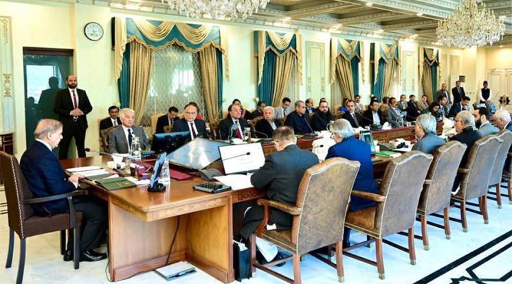 بڑی خبر، وفاقی کابینہ میں بڑا ردوبدل، کئی وزرا کی تبدیلی کا امکان