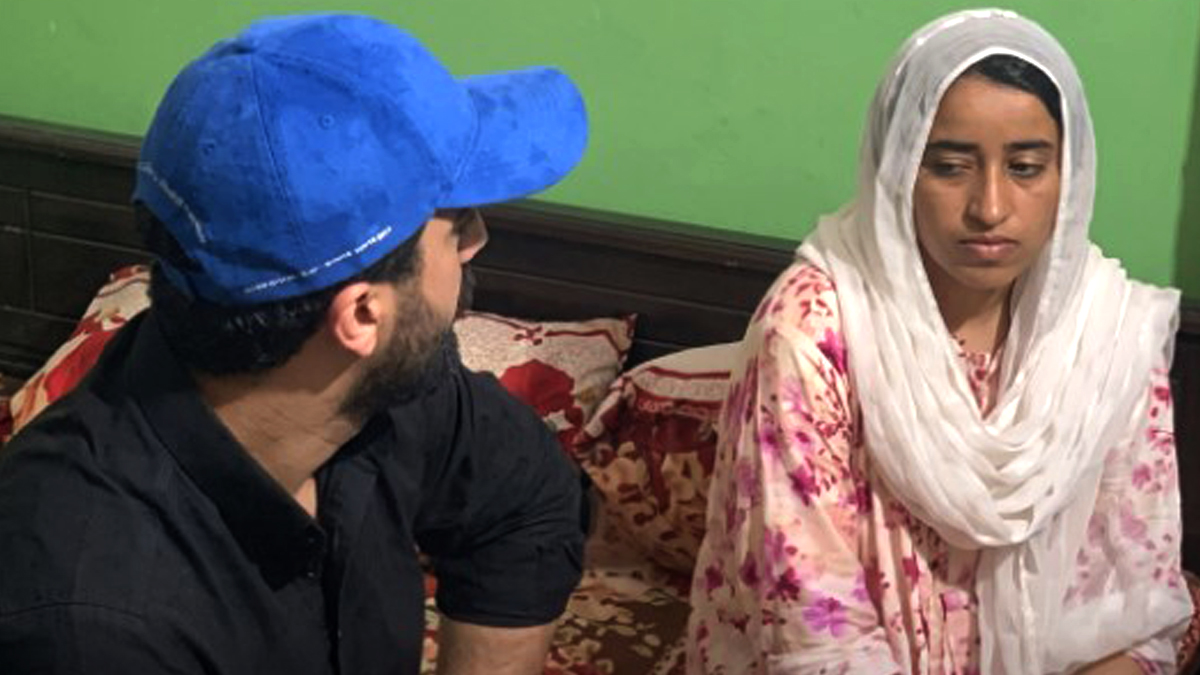 رجب بٹ سے متعلق بڑا انکشاف، ایزل کی والدہ نے اصل حقیقت بتا دی