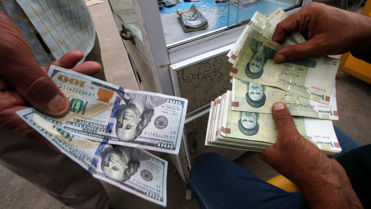 ایرانی ریال تاریخ کی کم ترین سطح پر، ڈالر کی قیمت میں بڑا اضافہ