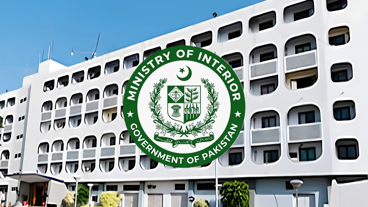 پاکستان کا افغانستان کے خلاف بڑا سفارتی اقدام، افغان سفیر کو ڈی مارش کر دیا