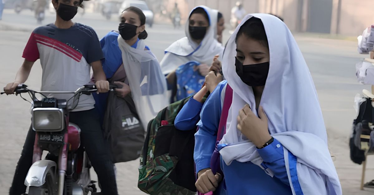 لاہور میں اسکولوں کی بندش لاہور میں اسکولوں کی بندش