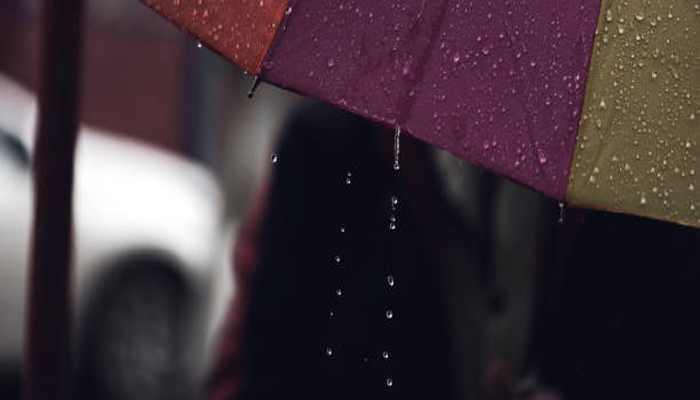 پاکستان کے موسم کی تازہ ترین صورتحال، بالائی علاقوں میں بارش اور گرج چمک کا امکان